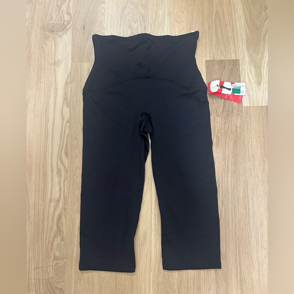 SPANX Black Leggings Sleek Form-Fitting Design